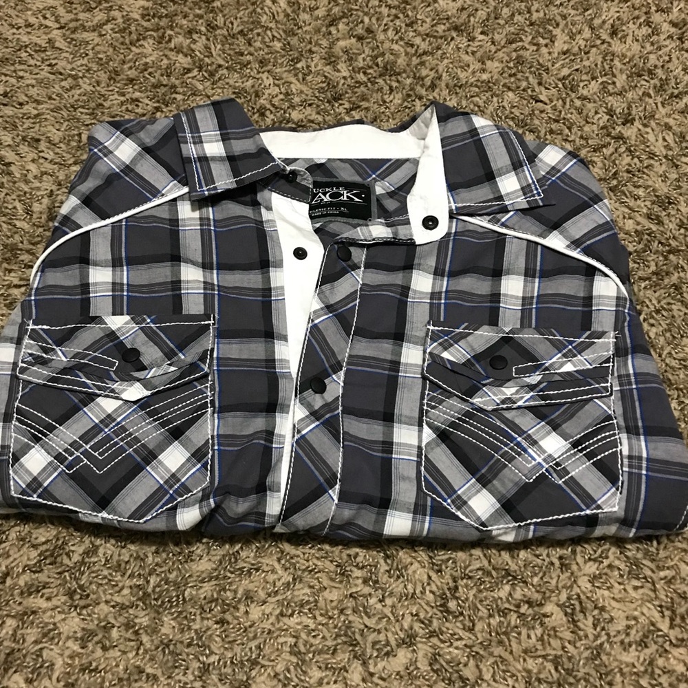 Men’s buckle button-up shirt!